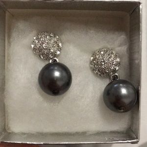 Pearl earrings
